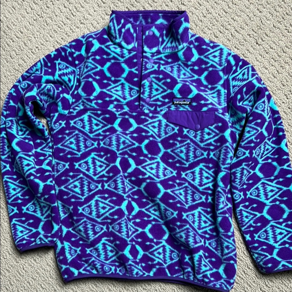 Patagonia Women’s Blue and Purple Fish Synchilla Fleece